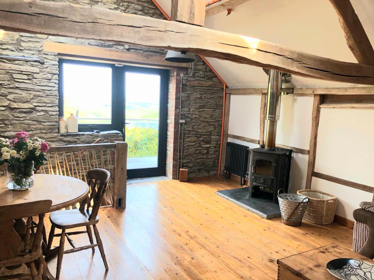 Hay Barn, Penrheol Farm, Unique Barn Conversion Builth Wells Dış mekan fotoğraf